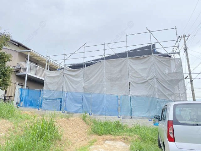 建築中外観　西側